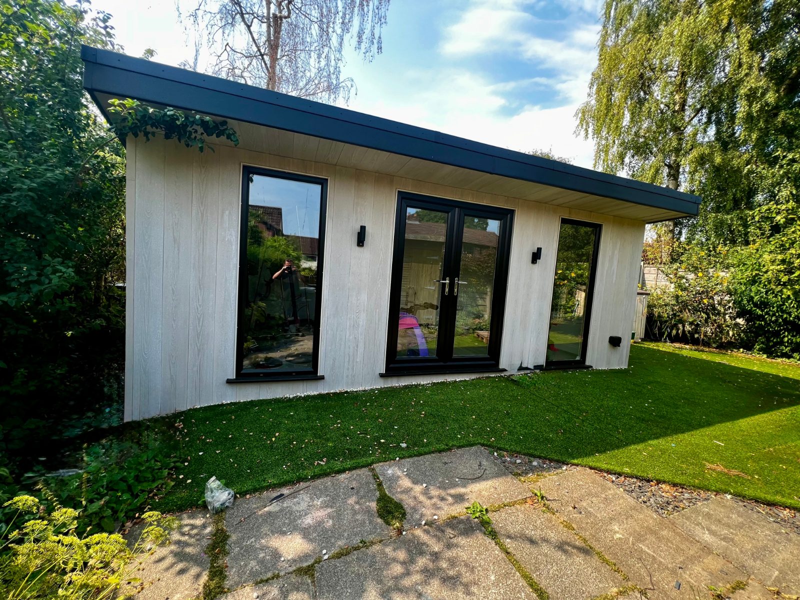 High Leigh garden room
